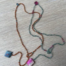 Load image into Gallery viewer, ANTOMOON Semi-precious Bead Embroidered Lariat - DUXSTYLE
