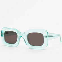 Load image into Gallery viewer, FLAMINGO EYEWEAR Tracy Green Taste Sunglasses - DUXSTYLE
