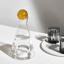 Load image into Gallery viewer, FAZEEK Vice Versa Carafe-Clear and Amber - DUXSTYLE
